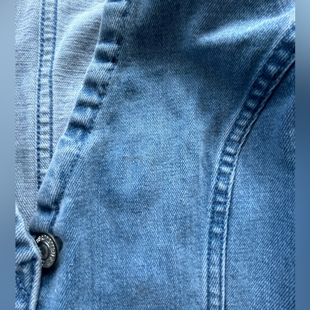 Sleeveless Light Blue Denim Button-Front Midi Dress - Picture 8 of 13